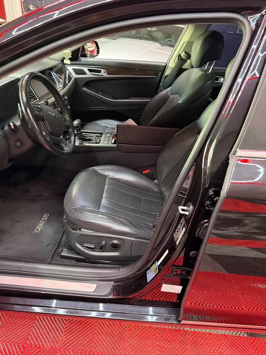 2018 Hyundai Genesis - Image 12 of 12