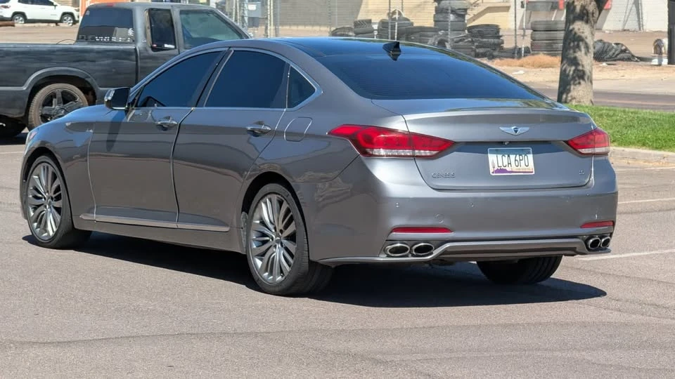 2018 Hyundai Genesis - Image 6 of 10