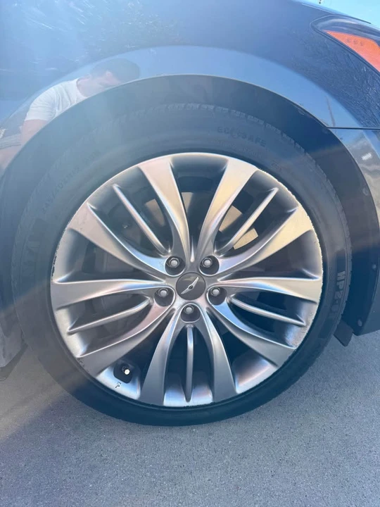 2018 Hyundai Genesis - Image 5 of 15