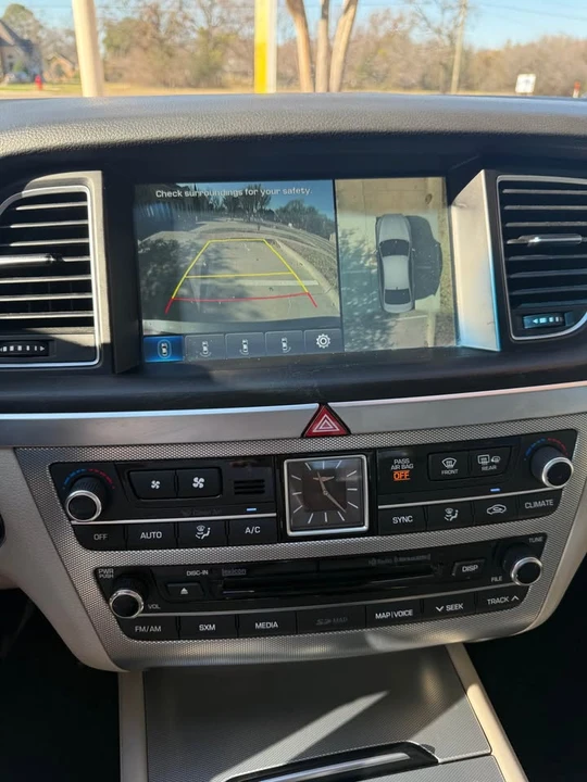 2018 Hyundai Genesis - Image 15 of 15