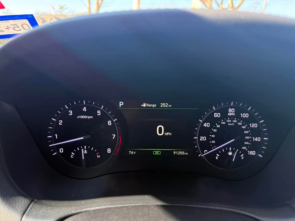 2018 Hyundai Genesis - Image 13 of 15
