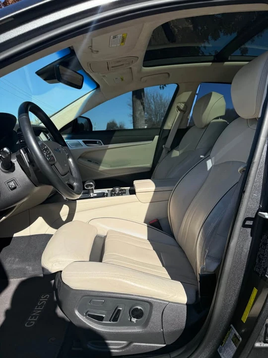 2018 Hyundai Genesis - Image 10 of 15