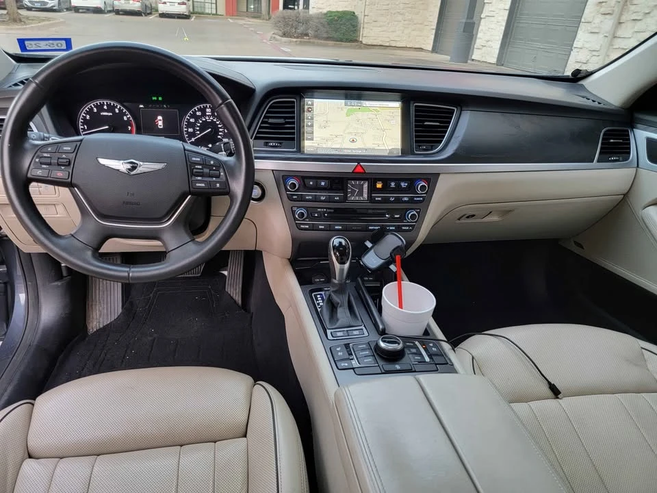 2018 Hyundai Genesis - Image 12 of 12