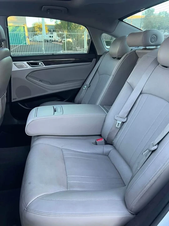 2018 Hyundai Genesis - Image 7 of 16