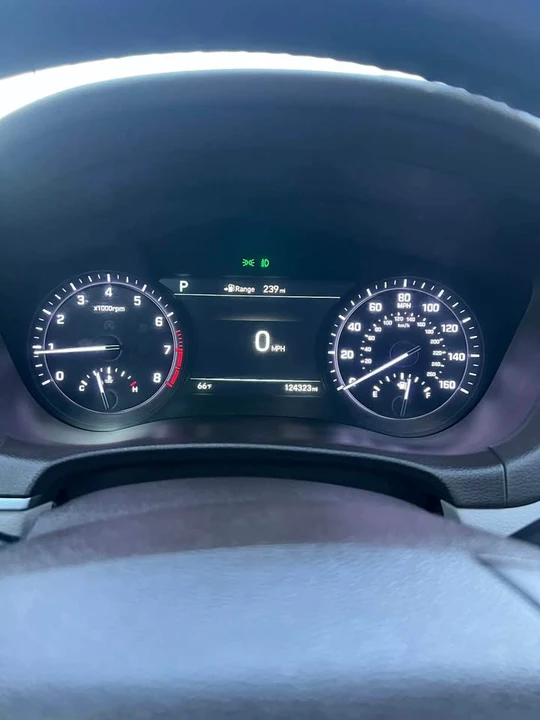 2018 Hyundai Genesis - Image 6 of 16