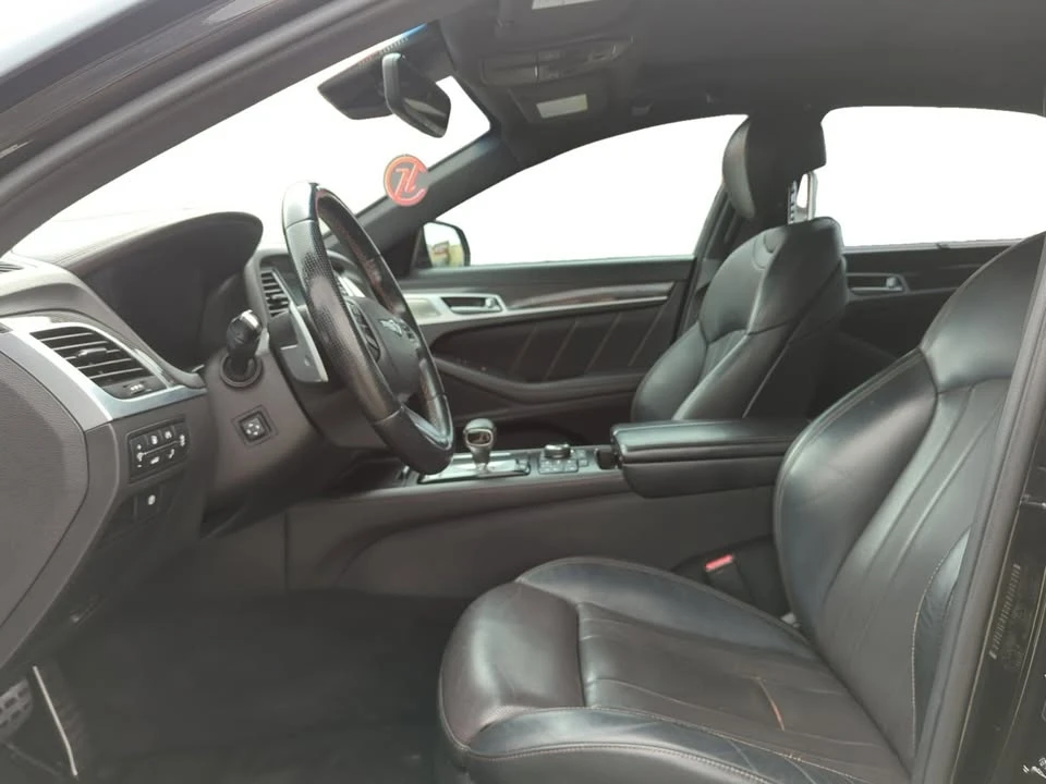 2018 Hyundai Genesis - Image 10 of 15