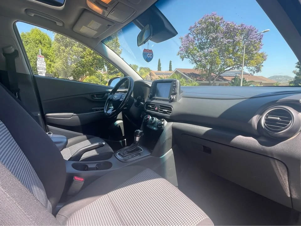 2018 Hyundai Kona - Image 17 of 19