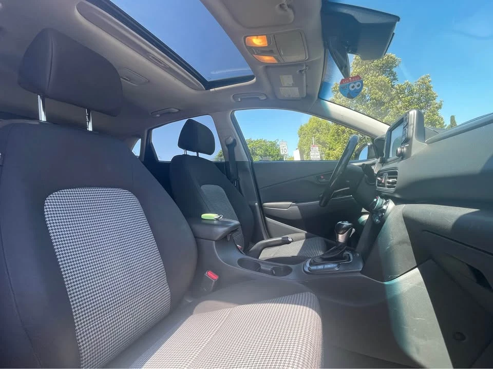 2018 Hyundai Kona - Image 18 of 19