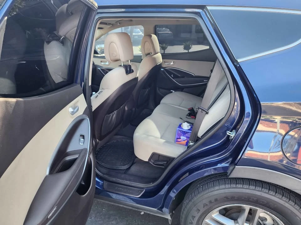 2018 Hyundai Santa Fe - Image 6 of 7