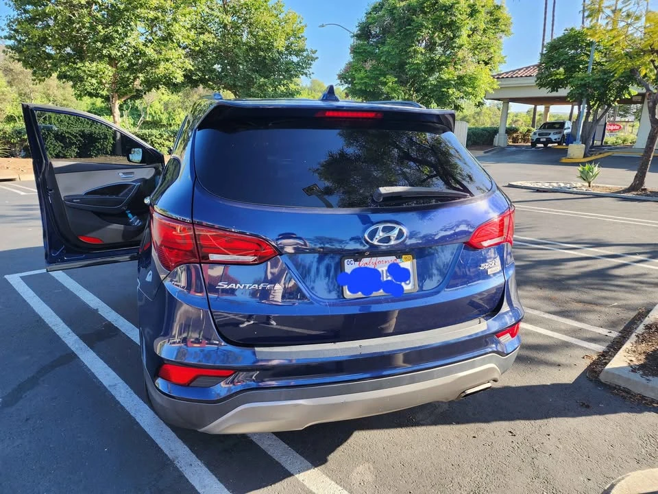 2018 Hyundai Santa Fe - Image 4 of 7