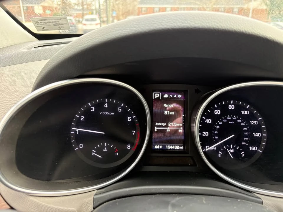 2018 Hyundai Santa Fe - Image 9 of 10