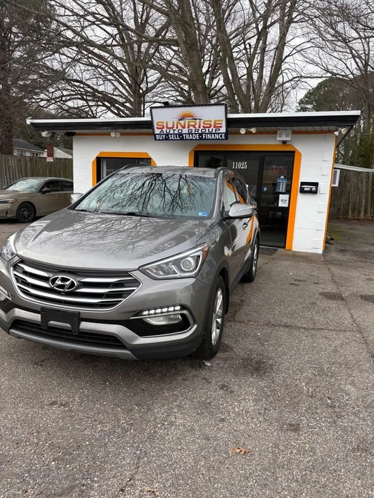 2018 Hyundai Santa Fe - Image 4 of 10