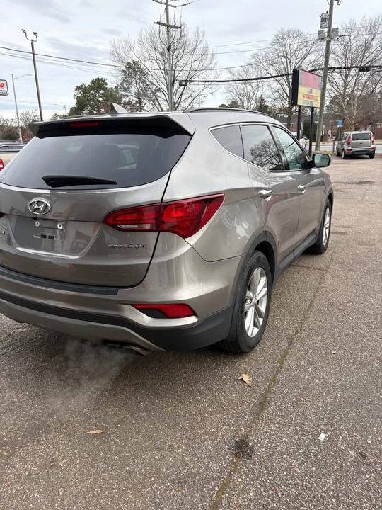 2018 Hyundai Santa Fe - Image 2 of 10