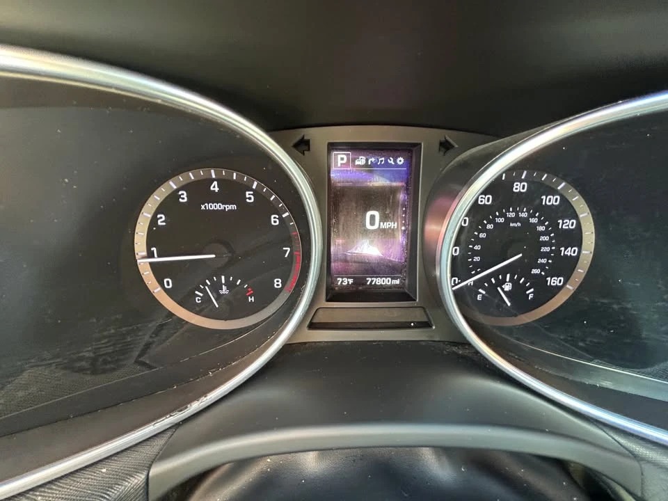 2018 Hyundai Santa Fe - Image 19 of 19