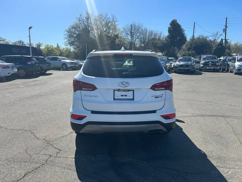 2018 Hyundai Santa Fe - Image 5 of 19
