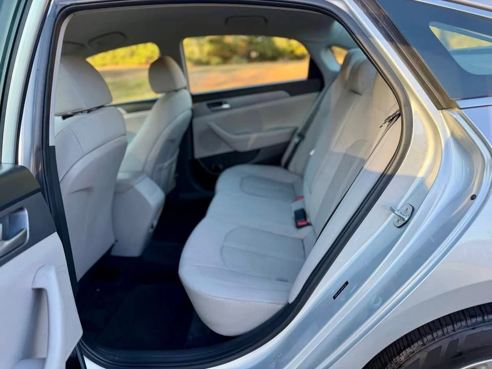 2018 Hyundai Sonata - Image 18 of 20