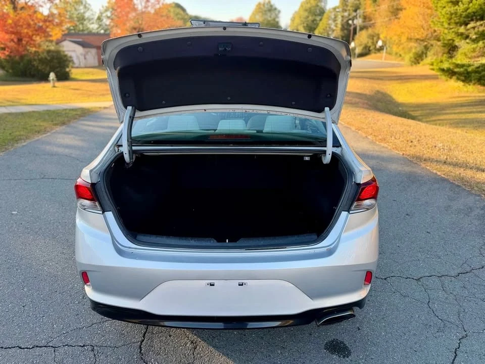 2018 Hyundai Sonata - Image 5 of 20