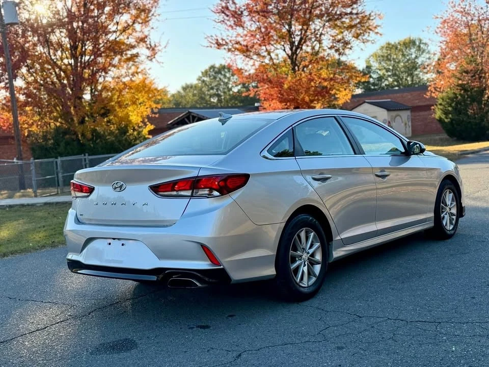 2018 Hyundai Sonata - Image 6 of 20