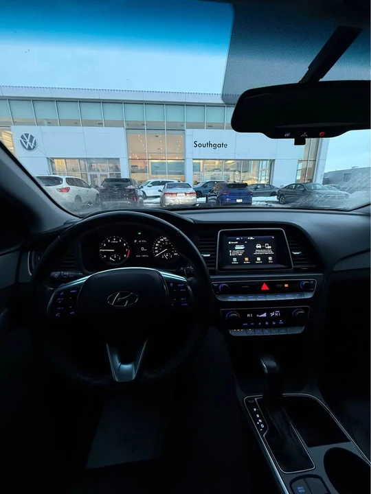 2018 Hyundai Sonata - Image 9 of 12