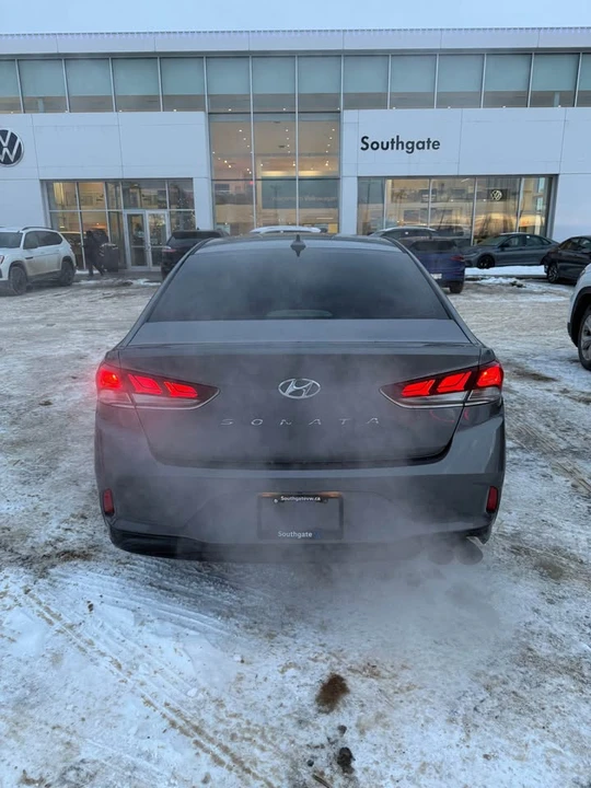 2018 Hyundai Sonata - Image 6 of 12