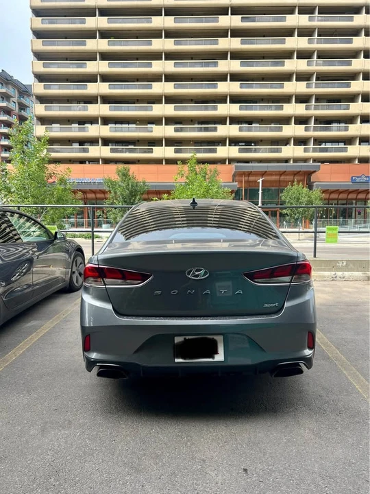 2018 Hyundai Sonata - Image 4 of 9