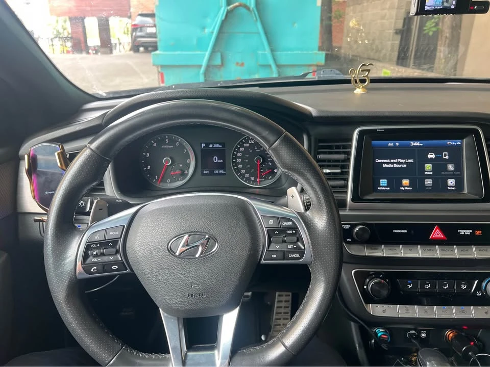 2018 Hyundai Sonata - Image 7 of 9