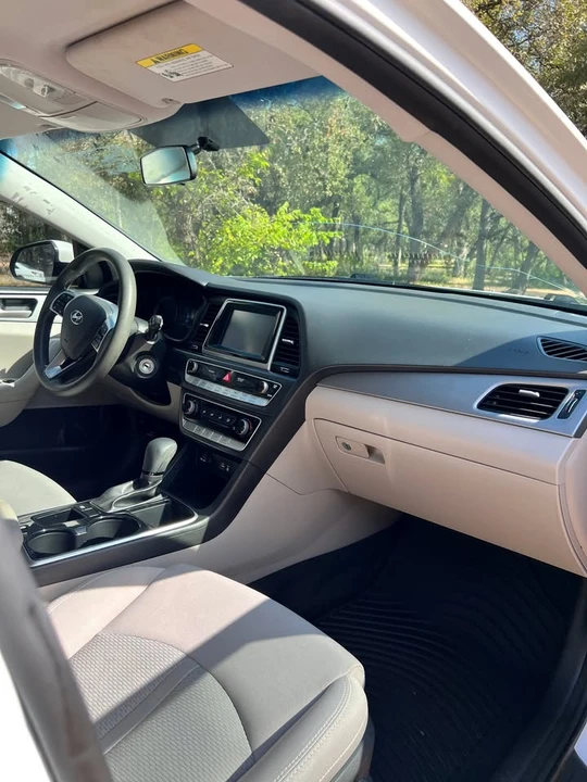 2018 Hyundai Sonata - Image 6 of 8