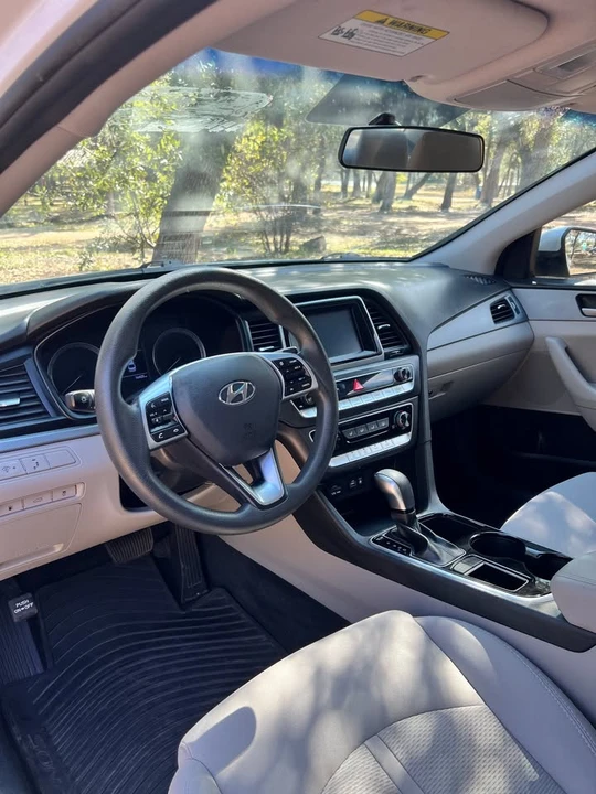 2018 Hyundai Sonata - Image 3 of 8