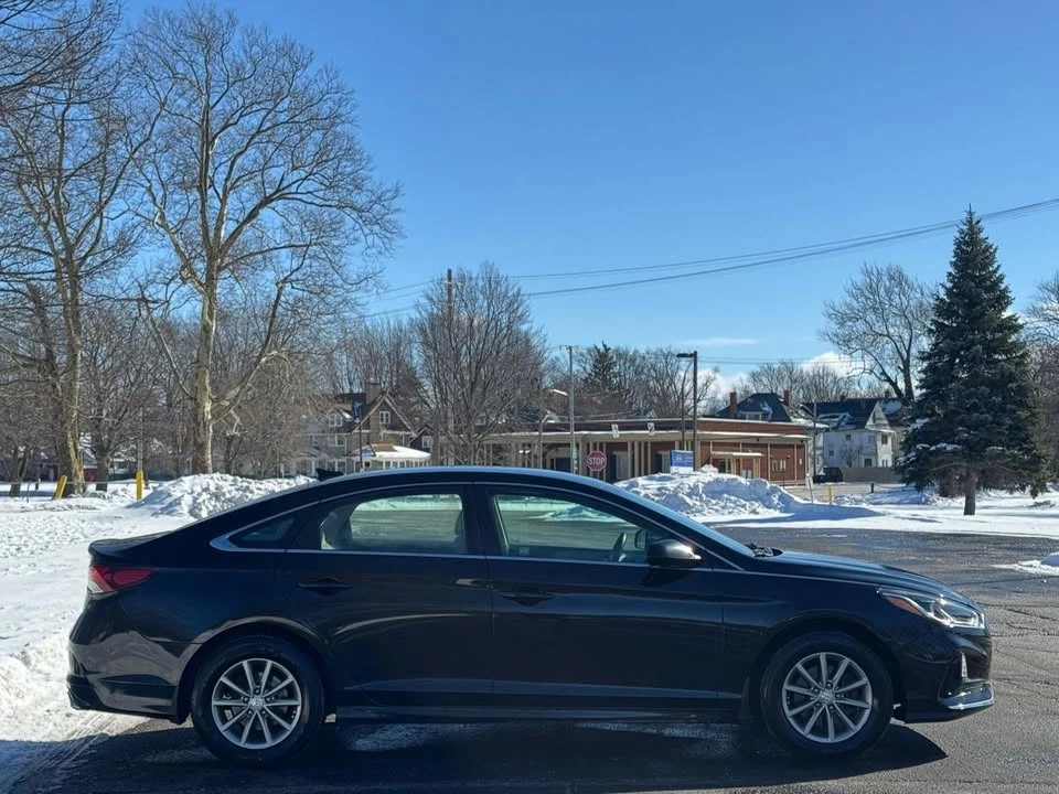 2018 Hyundai Sonata - Image 9 of 20