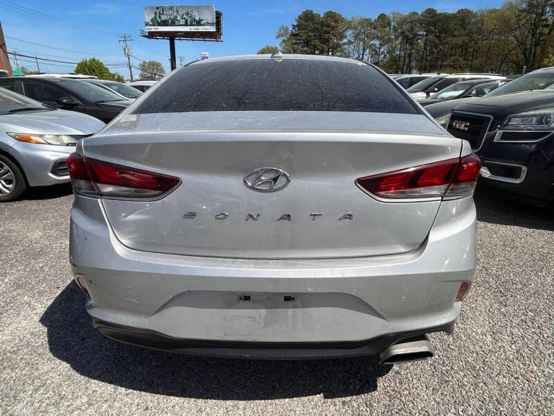 2018 Hyundai Sonata - Image 4 of 10