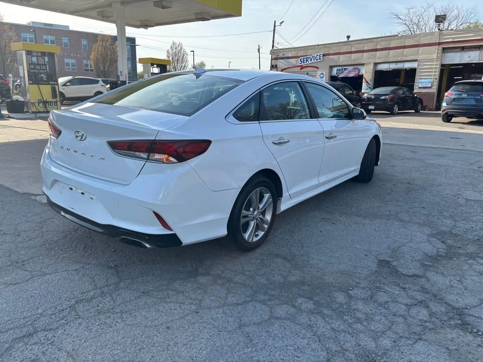 2018 Hyundai Sonata - Image 8 of 10