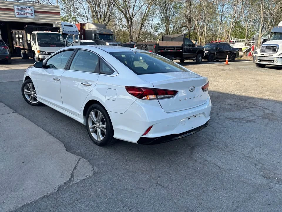 2018 Hyundai Sonata - Image 9 of 10