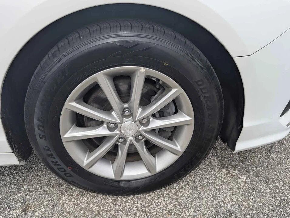 2018 Hyundai Sonata - Image 11 of 20