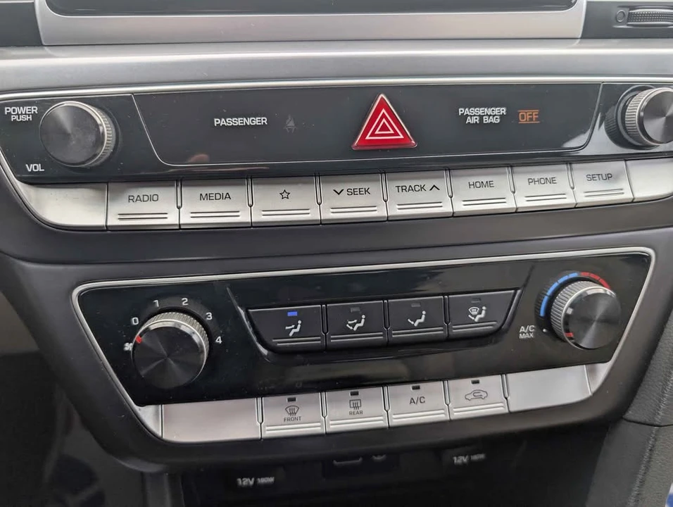 2018 Hyundai Sonata - Image 18 of 20