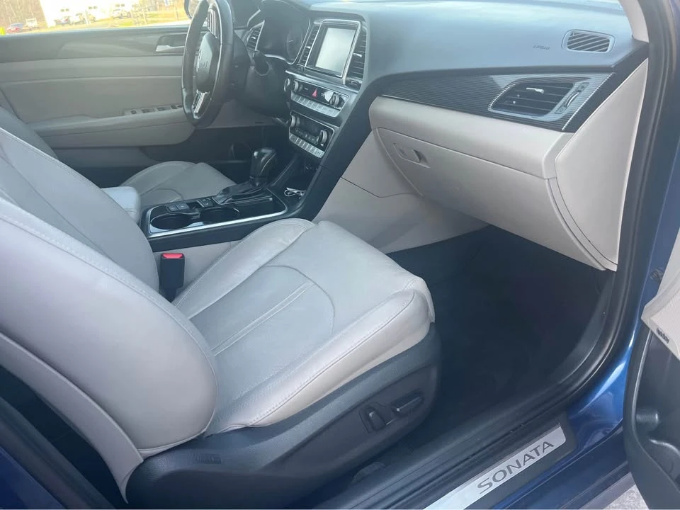 2018 Hyundai Sonata - Image 11 of 19