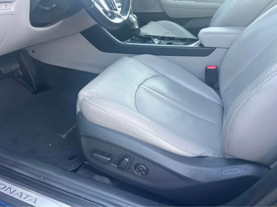 2018 Hyundai Sonata - Image 10 of 19