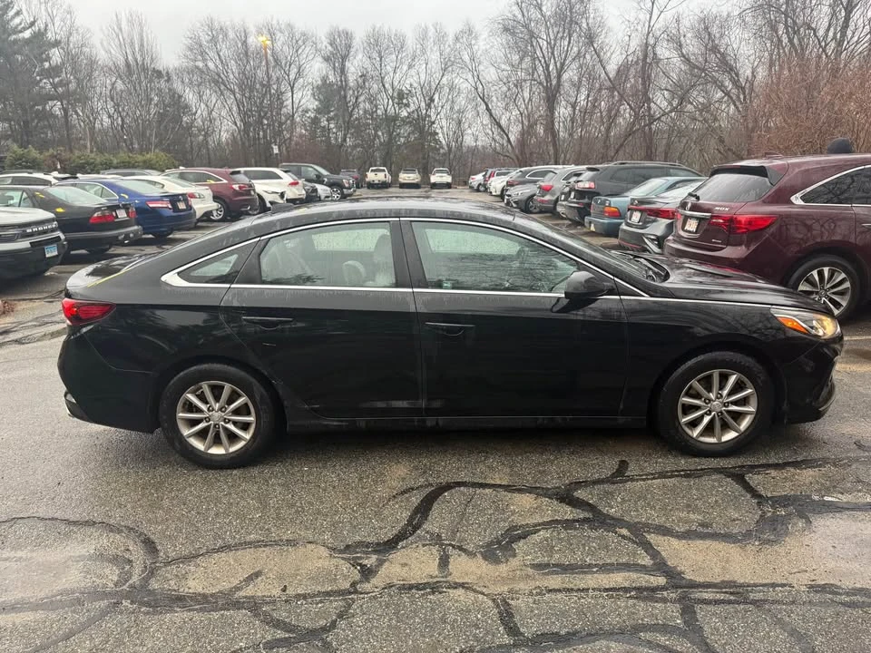 2018 Hyundai Sonata - Image 2 of 5