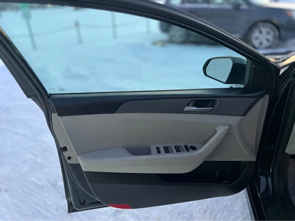 2018 Hyundai Sonata - Image 11 of 20