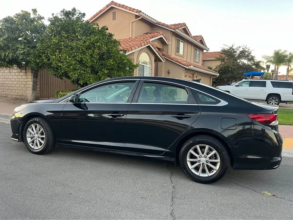 2018 Hyundai Sonata - Image 6 of 19
