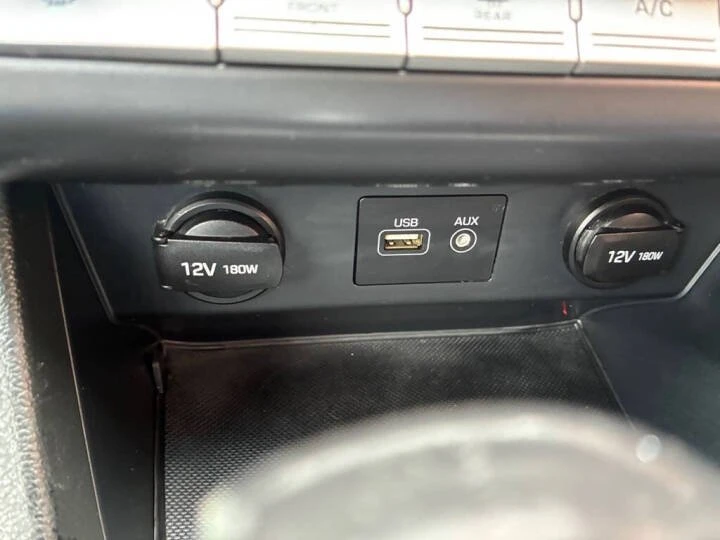 2018 Hyundai Sonata - Image 7 of 10