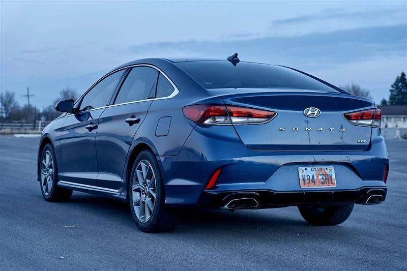 2018 Hyundai Sonata - Image 8 of 18