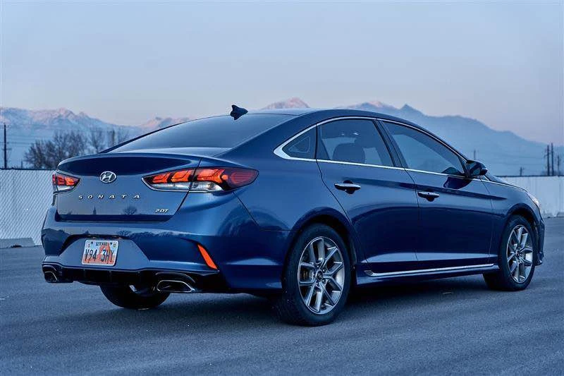 2018 Hyundai Sonata - Image 3 of 18