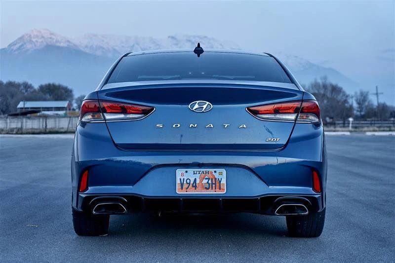 2018 Hyundai Sonata - Image 7 of 18