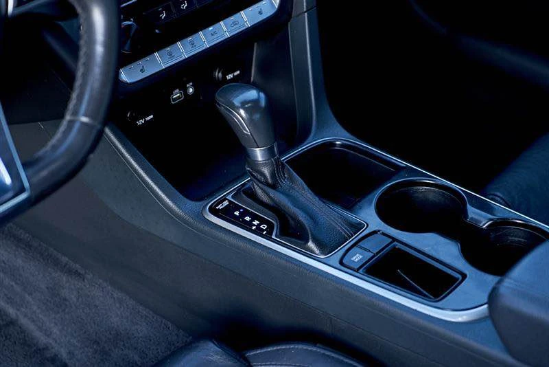 2018 Hyundai Sonata - Image 11 of 18