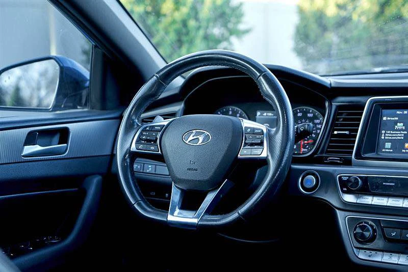 2018 Hyundai Sonata - Image 13 of 18
