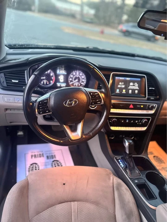 2018 Hyundai Sonata - Image 9 of 13