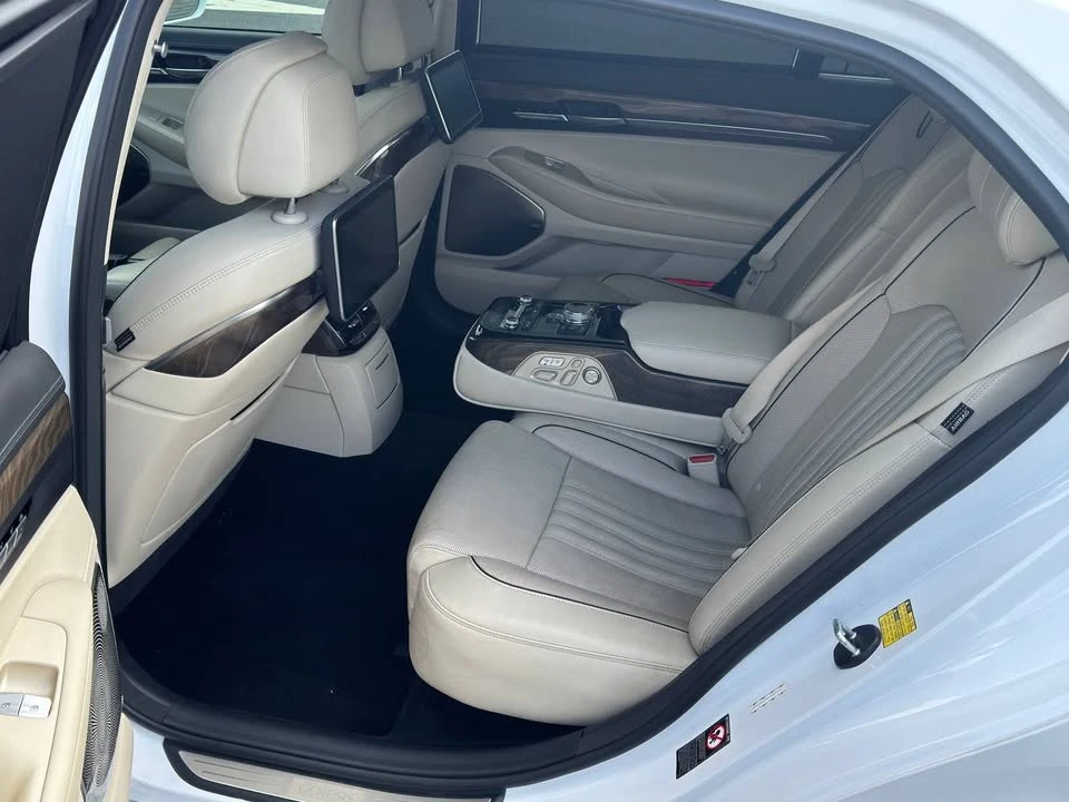2018 Hyundai Sonata - Image 10 of 20