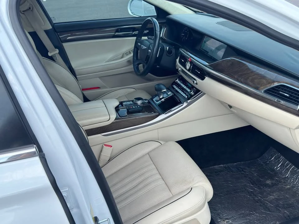 2018 Hyundai Sonata - Image 11 of 20