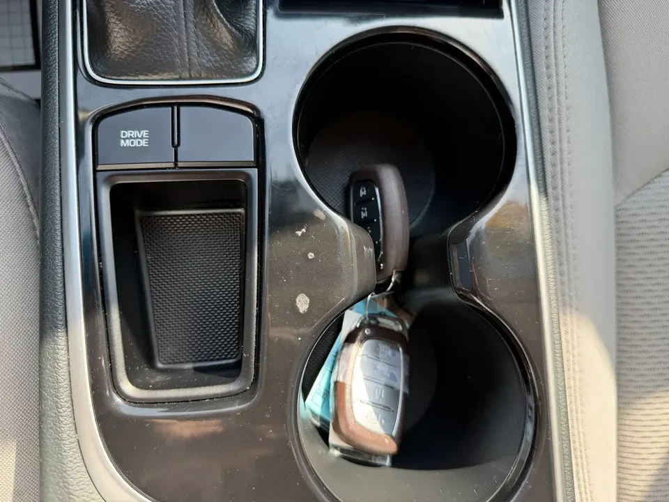 2018 Hyundai Sonata - Image 18 of 19