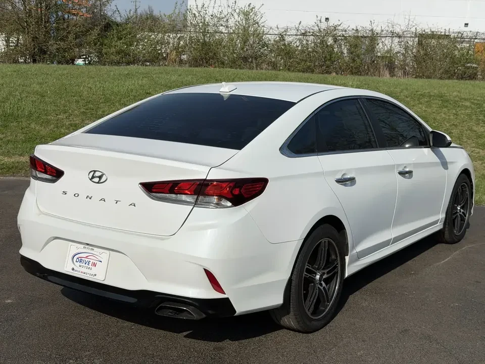 2018 Hyundai Sonata - Image 4 of 19